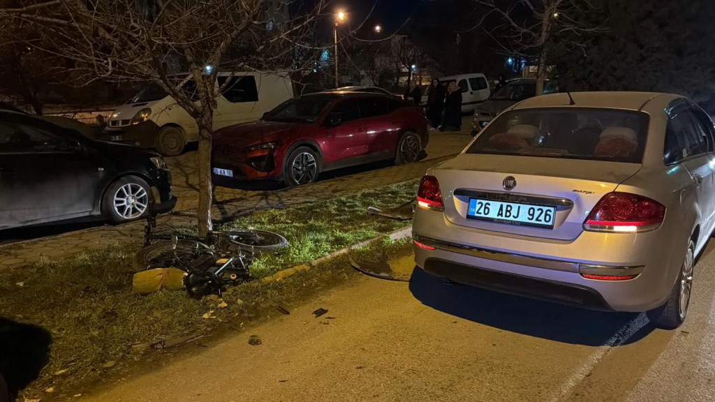 Eskişehir'de Ehliyetsiz Sürücü Kazaya Neden Oldu