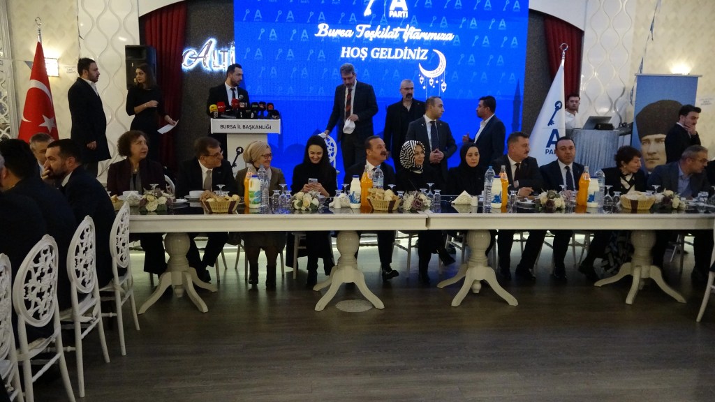 Yavuz Ağıralioğlu: Muhalefet Güven Vermiyor