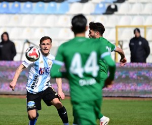 Erzurumspor FK Serik Spor'u Farklı Geçti