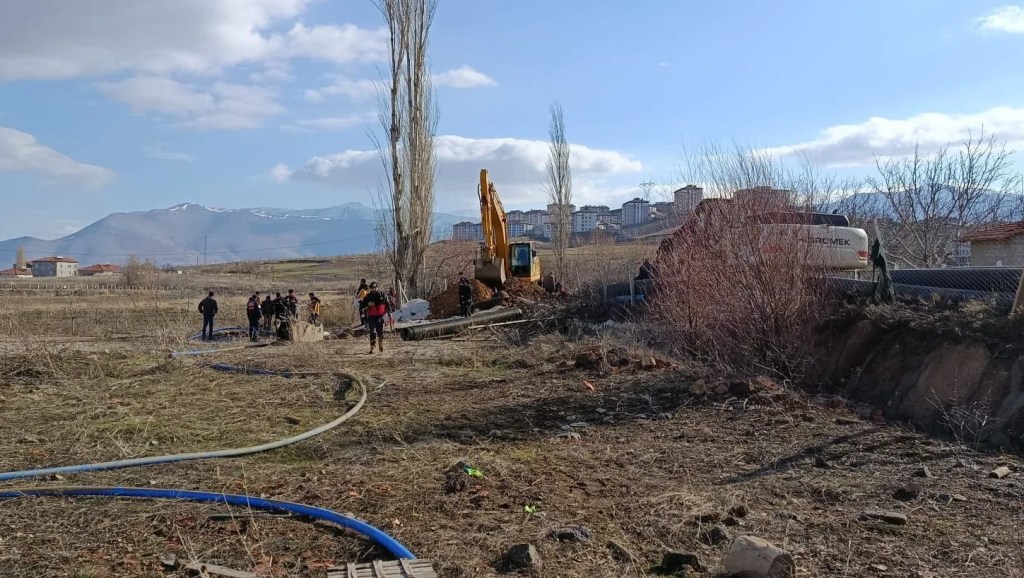 Malatya'da Altyapı Çalışmasında Göçük: İki İşçi Yaralandı