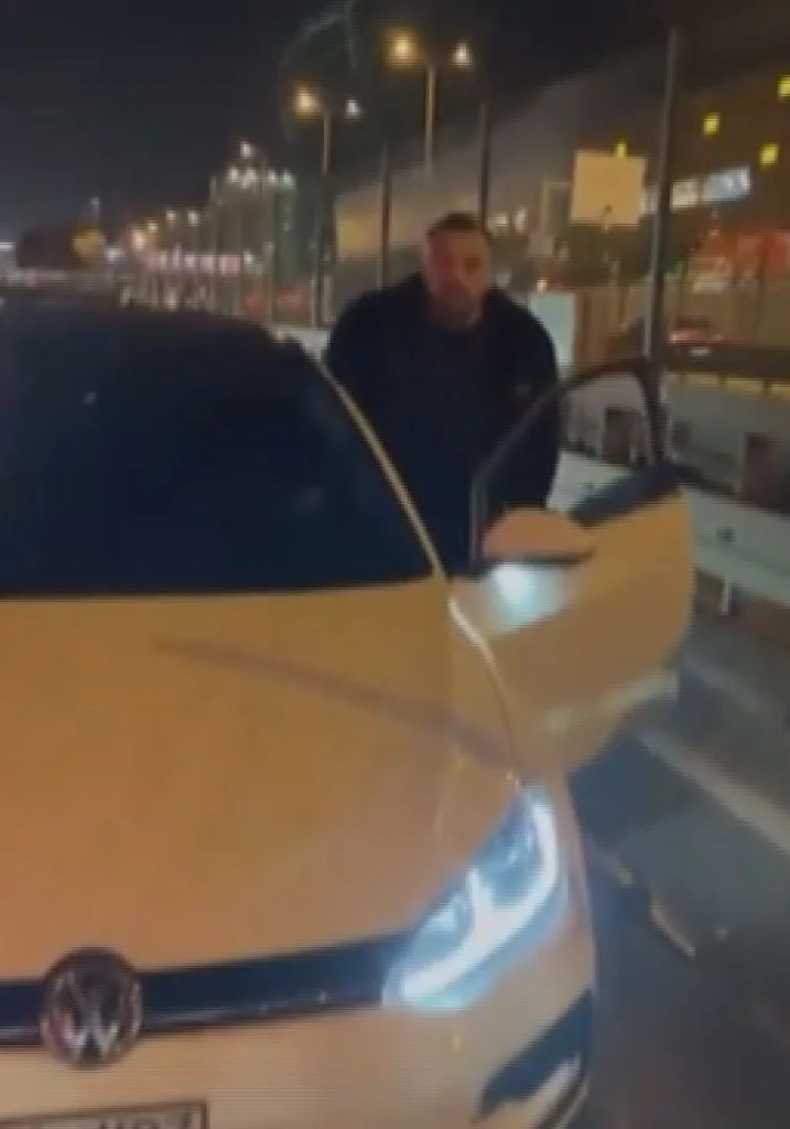 Beylikdüzü'nde Trafikte Kavga Kamerada