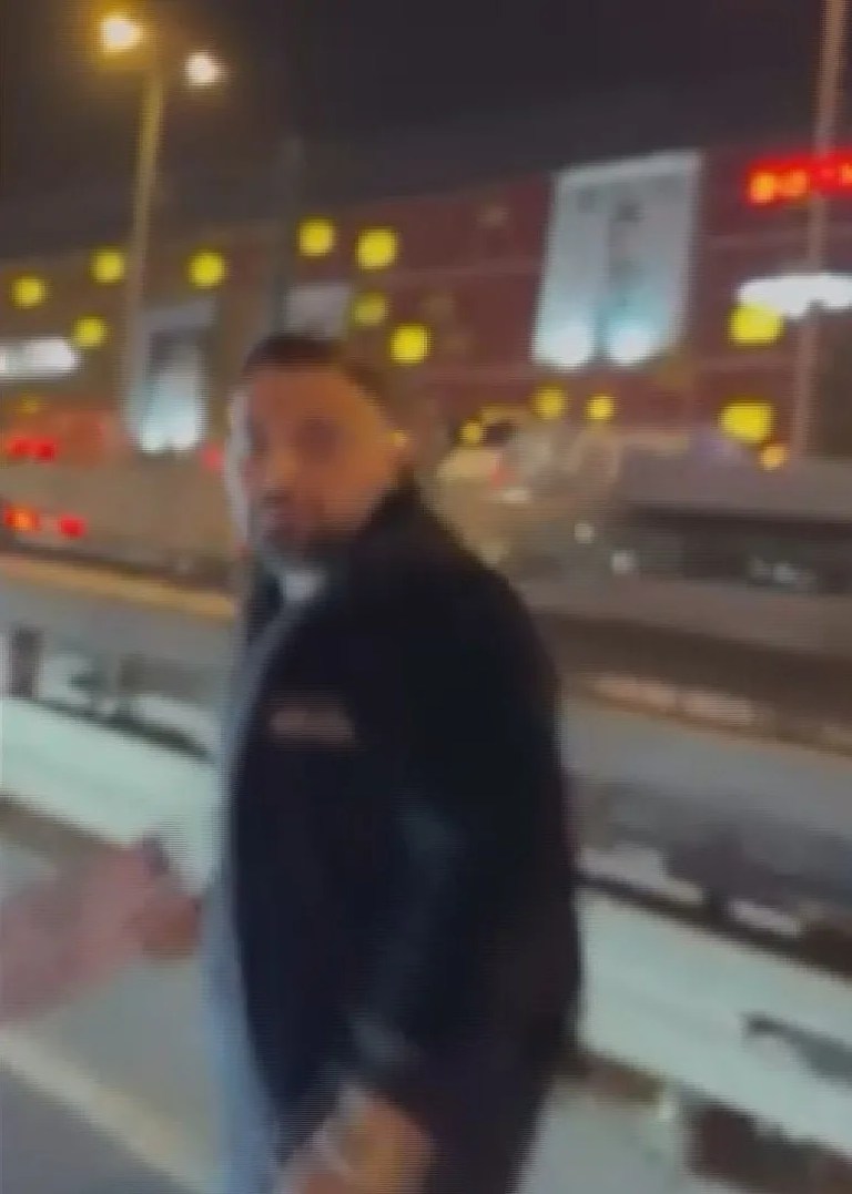 Beylikdüzü'nde Trafikte Kavga Kamerada