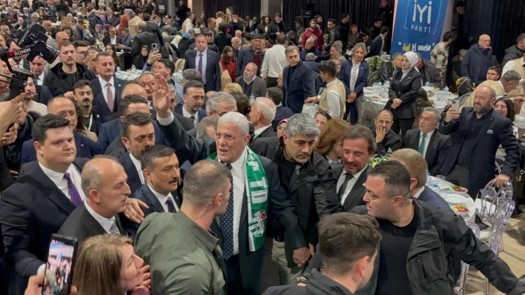Dervişoğlu: Çare İktidardan Kurtulmak