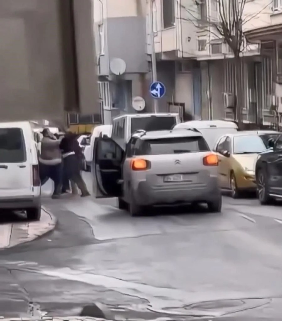 Sultangazi'de Davulcuların Kavgası Kamerada