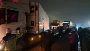 Sakarya'da Zincirleme Kaza: 17 Araç Çarpıştı, 7 Yaralı