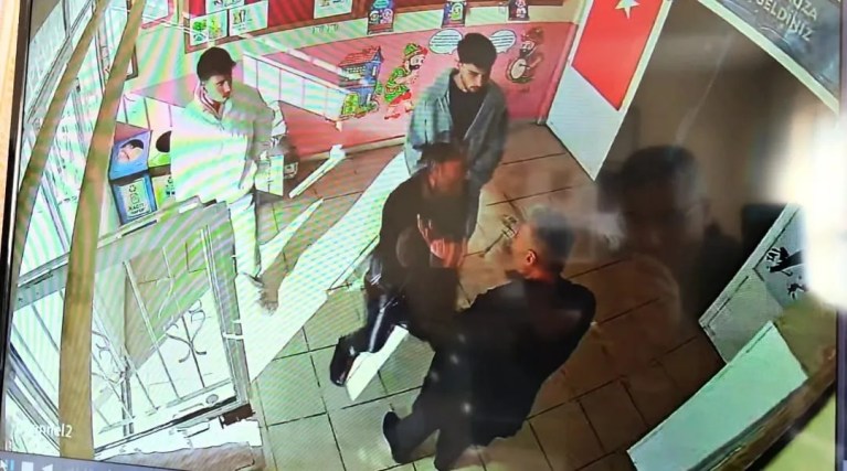 Bitlis'te Okul Müdürlerine Saldırı Güvenlik Kamerasında