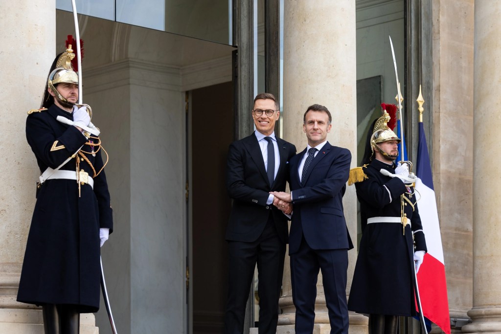 Macron ve Stubb Paris'te Stratejik Ortaklık İçin Buluştu