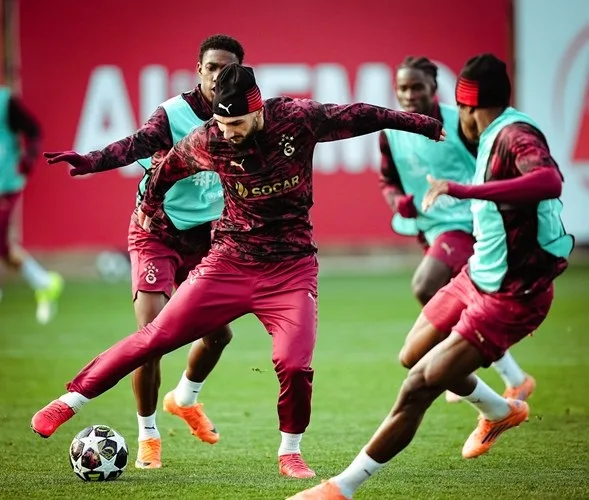 Galatasaray Juventus Maçı Öncesi Hazırlıklarını Tamamlıyor