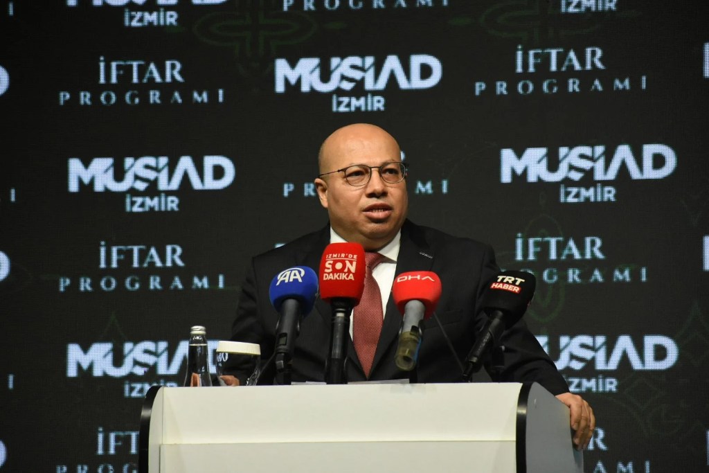 AK Parti'den CHP'ye: Rüşvet Virüslerini Temizleyin