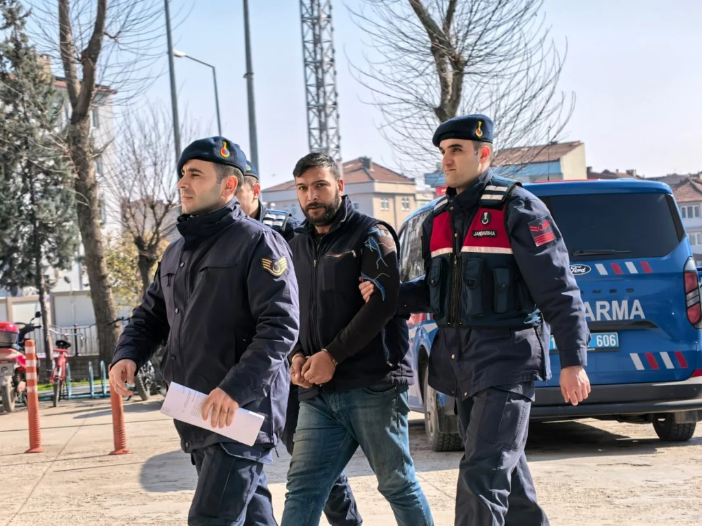 Bursa'da Hırsızlık Suçlarından Aranan Kişi Yakalandı