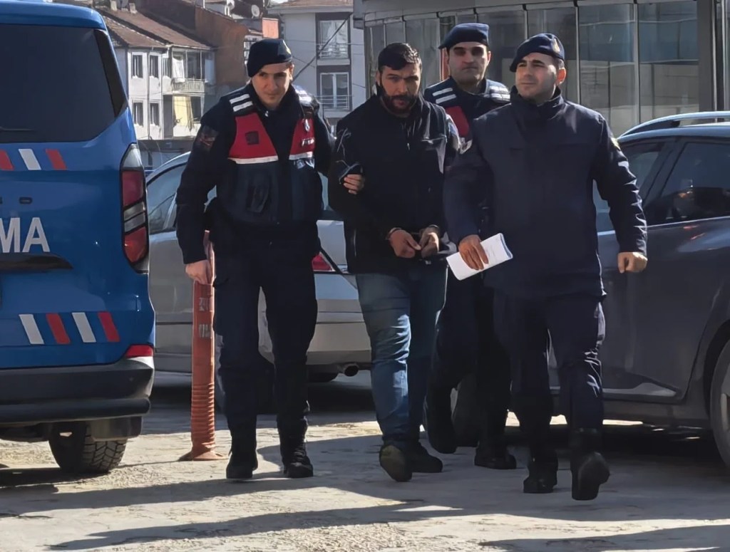 Bursa'da Hırsızlık Suçlarından Aranan Kişi Yakalandı