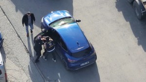 Avcılar'da Dron Destekli Uyuşturucu Operasyonu