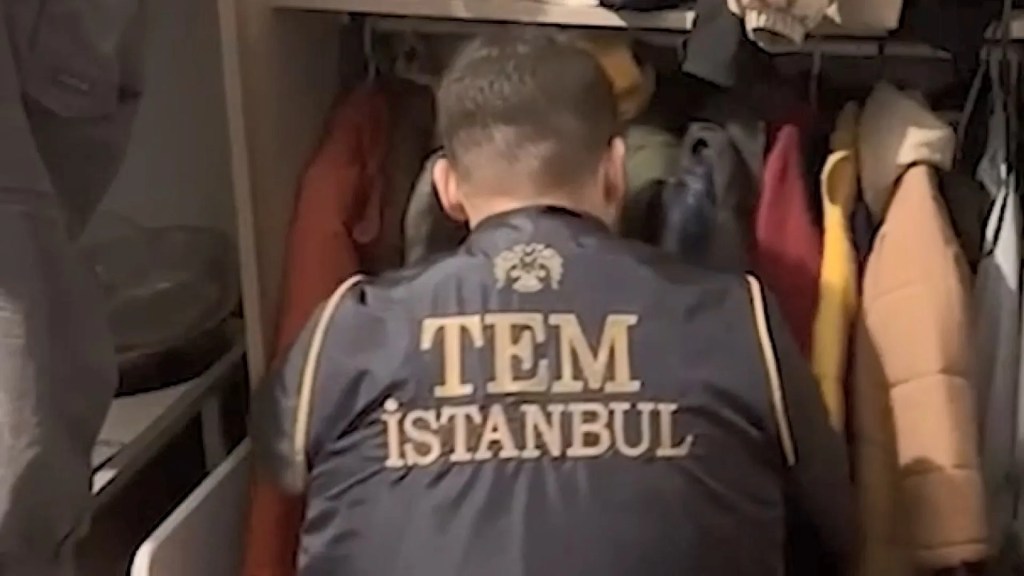 İstanbul'da 10 Yıldır Aranan FETÖ Şüphelisi Yakalandı