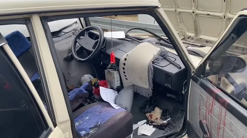 Elazığ'da Minibüs ve Otomobil Çarpıştı: 4 Yaralı
