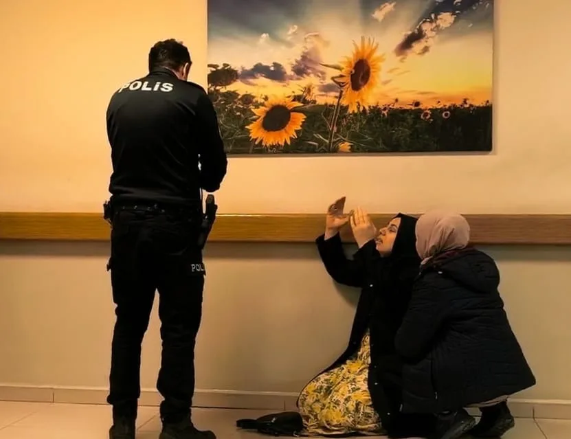 İnegöl'de Hafif Ticari Araç Küçük Kıza Çarptı
