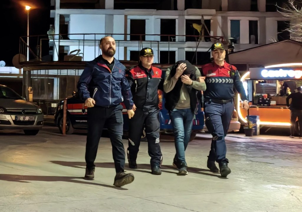 Bursa'da Jandarmadan Uyuşturucu Operasyonu