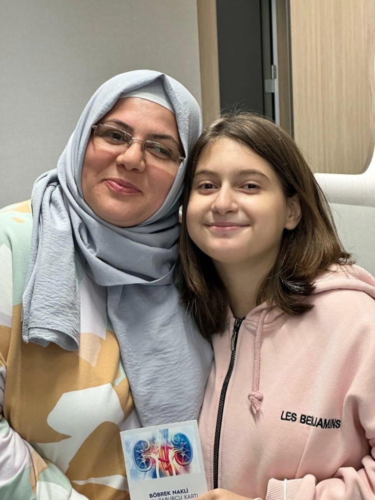 Anne ve Kızına Dayıdan Hayat Veren Bağış