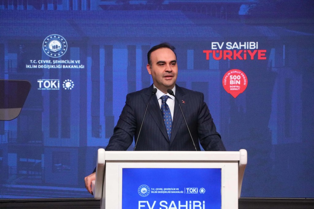Bakan Kacır: Türkiye'nin Bağımsızlık Yolculuğu Sürüyor