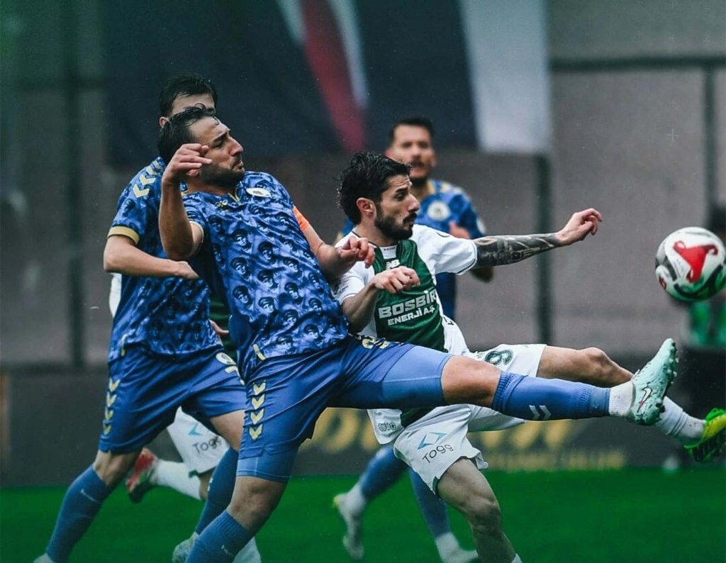 Menemen FK Kahramanmaraş İstiklalspor Deplasmanında