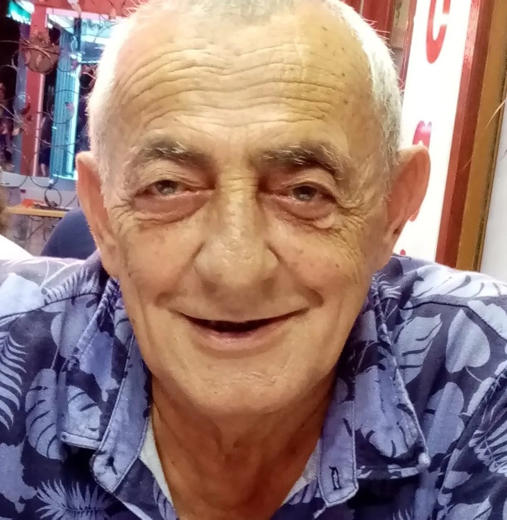 Emekli Öğretmen Refik Güner Evinde Ölü Bulundu