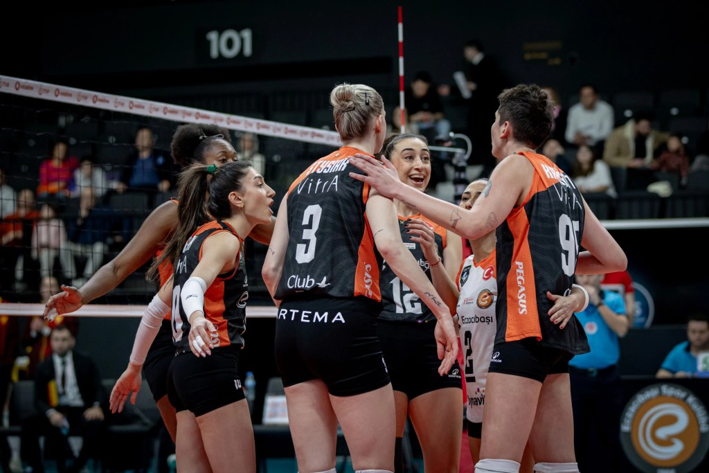 Eczacıbaşı Dynavit Göztepe'yi 3-1 Yendi