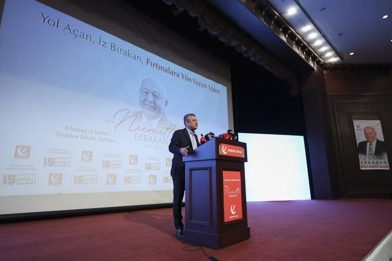 CHP Lideri Özel, Yeniden Refah'ın İftarında Konuştu