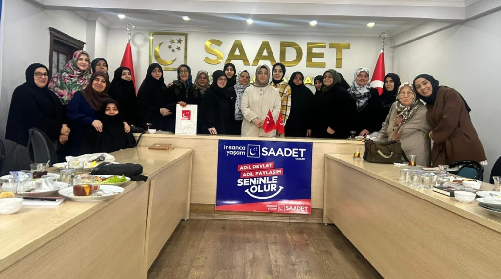 Saadet Partisi Gebze’de yeni üyelerle güçleniyor