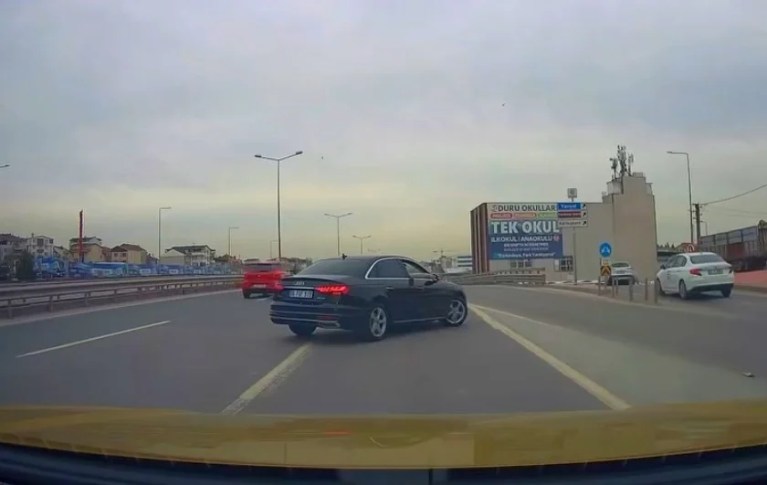 Körfez’de magandanın ‘U’ dönüşü kazaya davetiye çıkardı!