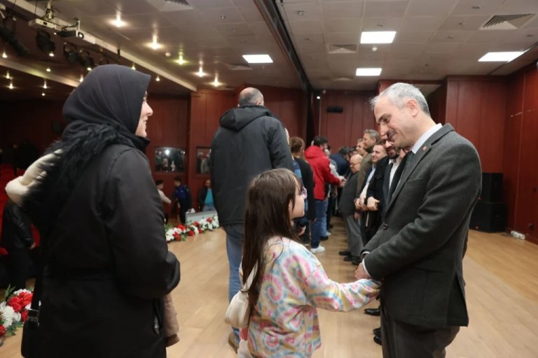 Çayırova Belediye Başkanı Çiftçi’den bayram tebriği