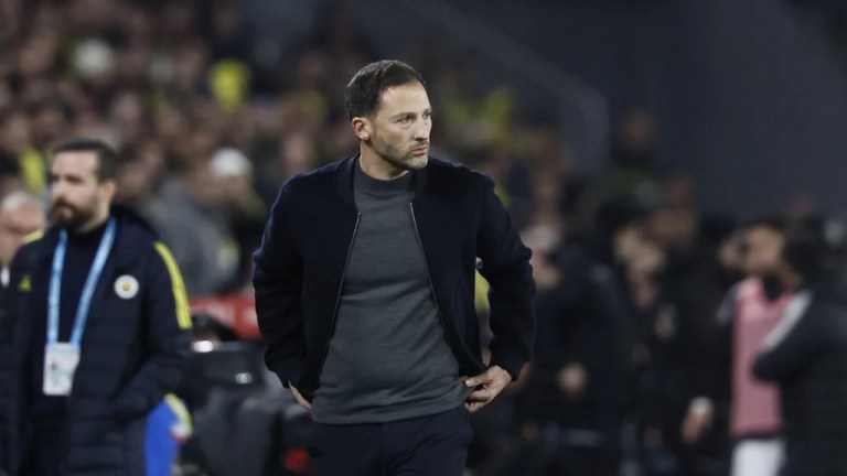 Fenerbahçe Teknik Direktörü Tedesco Hastalandı