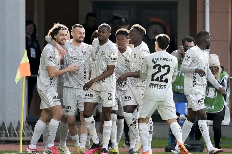 Eyüpspor Teknik Direktörü Gerin’den hakemlere sitem