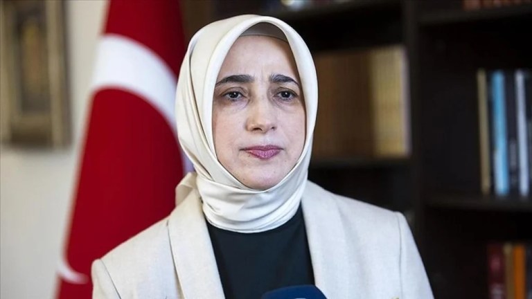 Özlem Zengin’den İftar Eleştirilerine Sert Yanıt