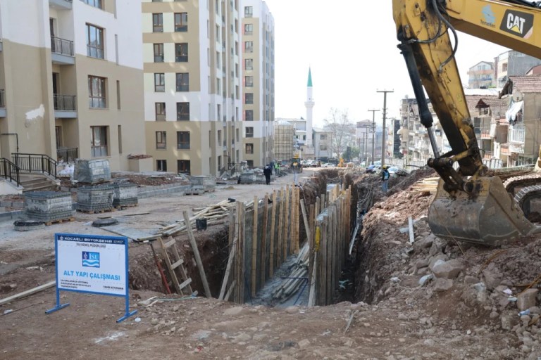 İSU’dan İzmit Cedit Mahallesi’ne dere ıslahı
