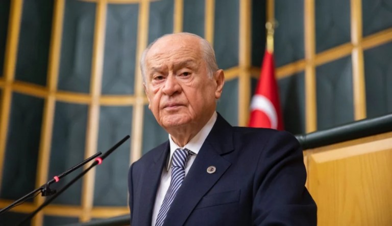 Bahçeli: Türkiye yol geçen hanı değildir