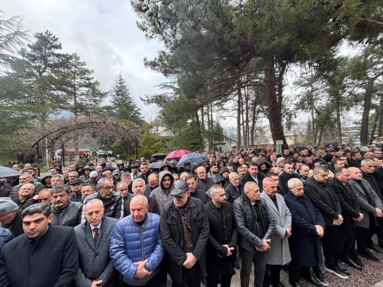 MHP Kocaeli, Yaşar Aslan’ın Babasını Uğurladı
