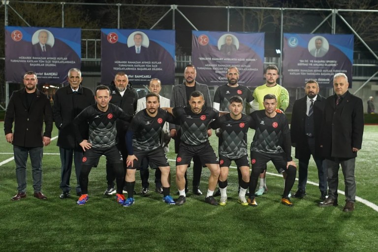 MHP Kocaeli’de İlçe Teşkilatları Futbol Turnuvasında Buluştu