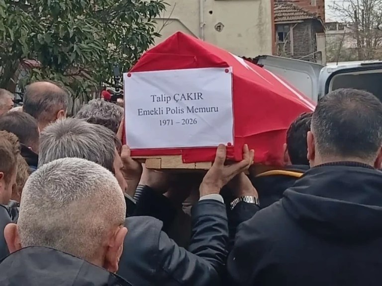 Emekli polis, İzmit’teki saldırıda son yolculuğuna uğurlandı