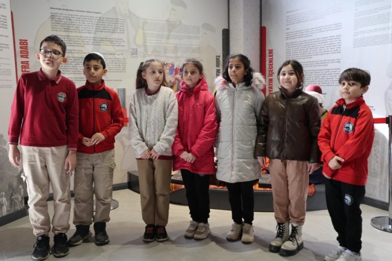 Minik Kartepelilerden Osmanlı Müzesi’ne ziyaret