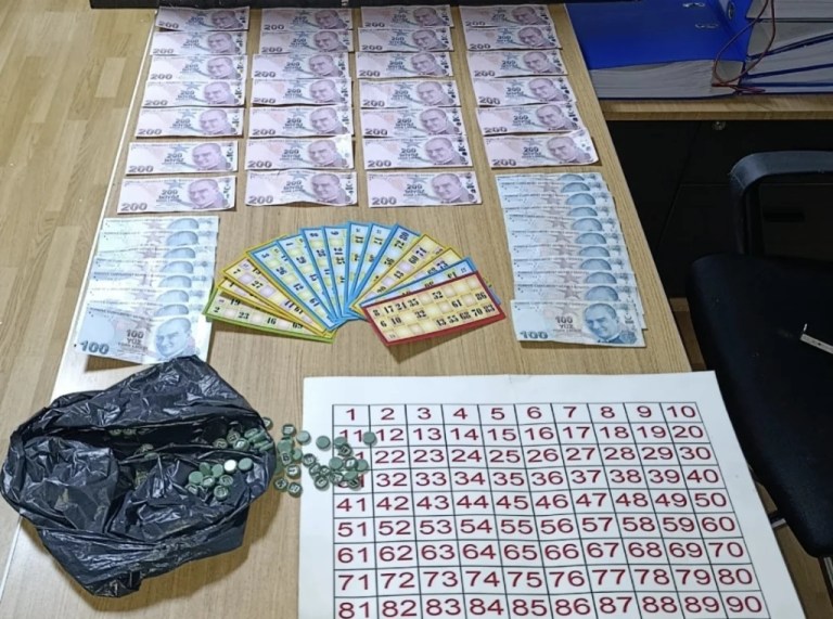 Kartepe’de kumar baskını: 8 kişiye ceza!