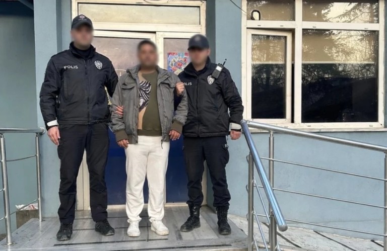 Karamürsel’de banka kartı dolandırıcısından firari yakalandı!