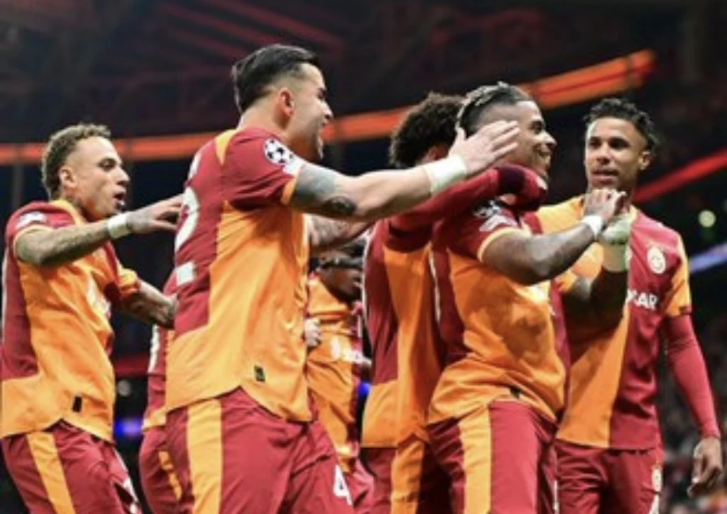 Galatasaray, Şampiyonlar Ligi’nde Liverpool’u devirdi!