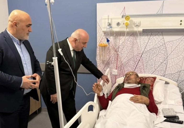 Başkan Bıyık’tan Ramazanoğlu’na Hastane Ziyareti