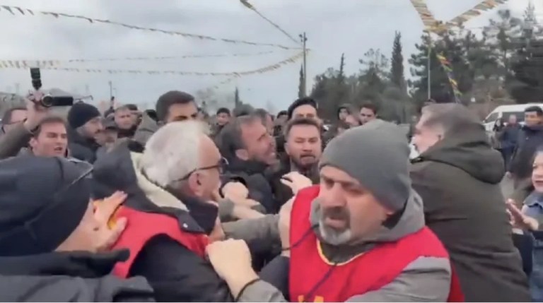 Darıca’da Nevruz kutlamasında arbede: Gözaltılar var!