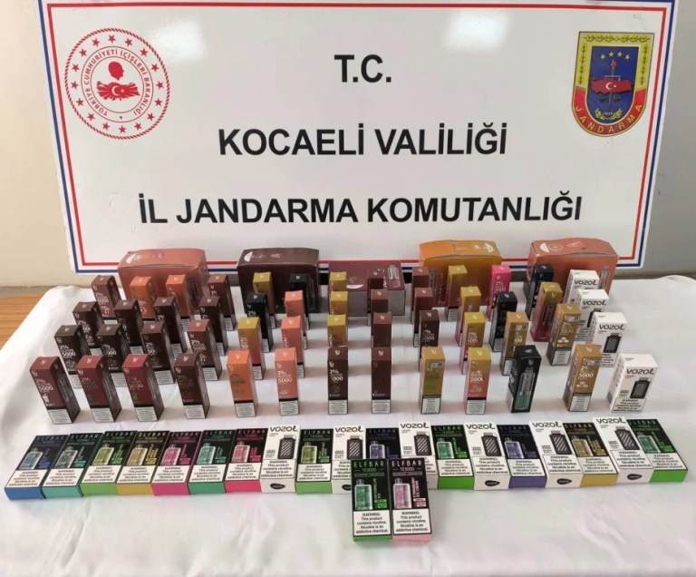 Gebze ve Dilovası’nda 850 bin TL’lik kaçak sigara operasyonu