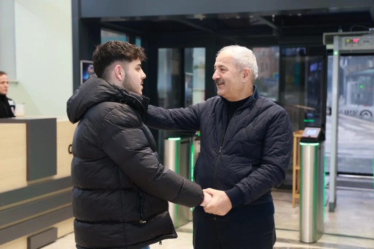 Başkan Büyükgöz’den YKS öncesi gençlere moral ziyareti