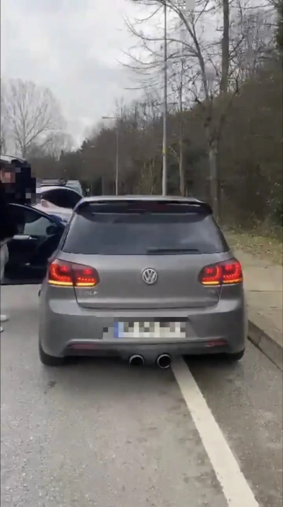 Beykoz'da Abartılı Egzozlu Araca 16 Bin Lira Ceza