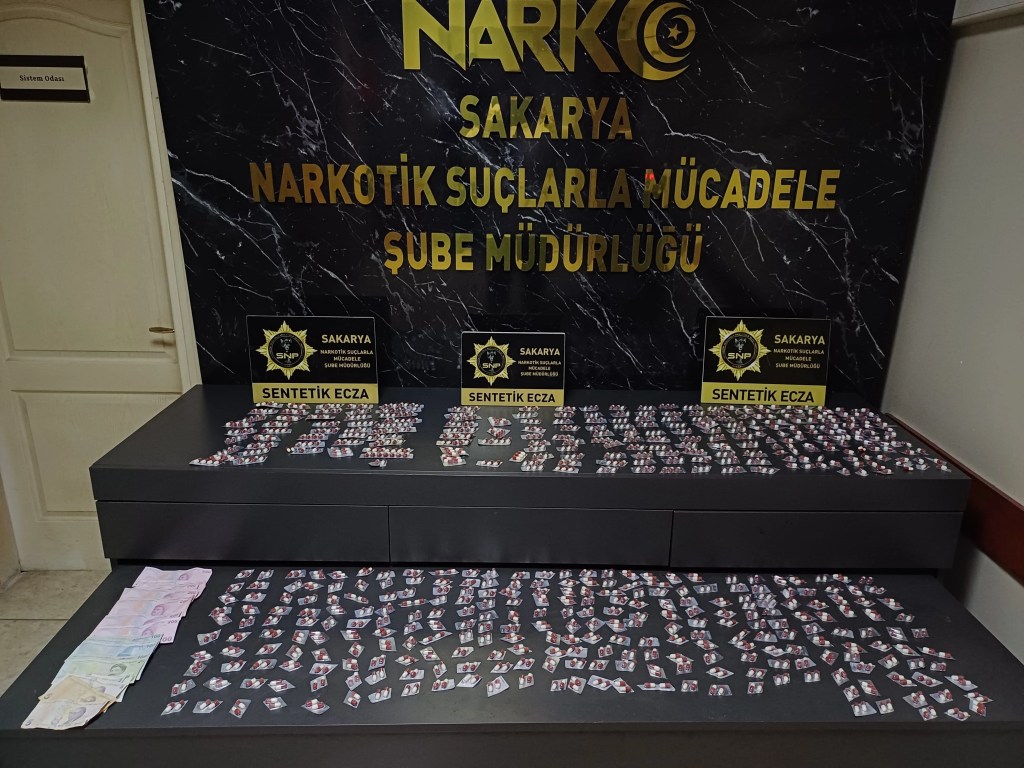 Sakarya'da Uyuşturucu Operasyonunda Dört Tutuklama