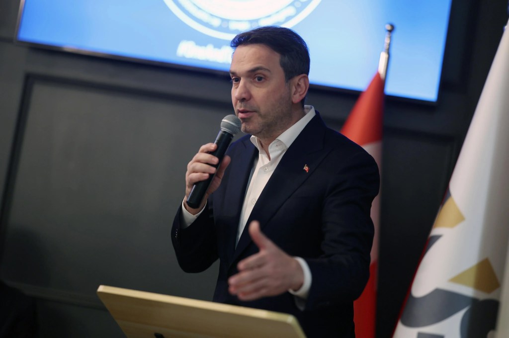 Bakan Bayraktar Kanada'da PDAC 2026 Kongresi'nde