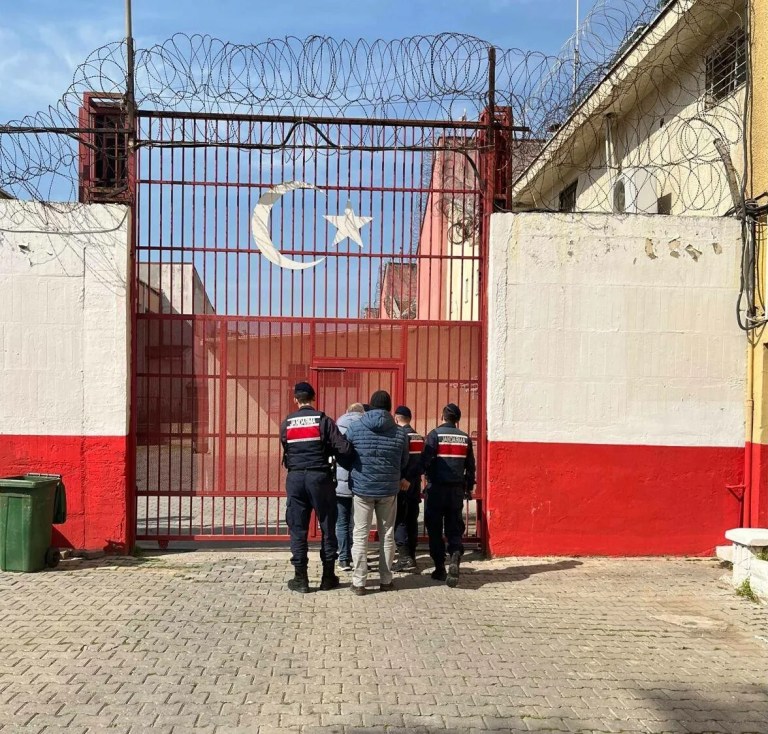 Aydın'da Firari FETÖ Üyeleri Yakalandı