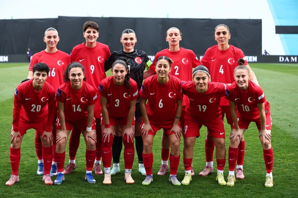 Milli Kadın Futbol Takımı Malta'yı 3-0 Yendi